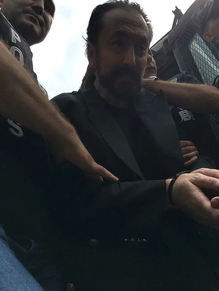 Adnan Oktar: Ne askerliği! Biz keriz miyiz ya? - 1