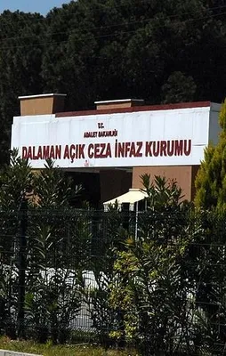 25 gardiyan FETÖ'den gözaltına alındı