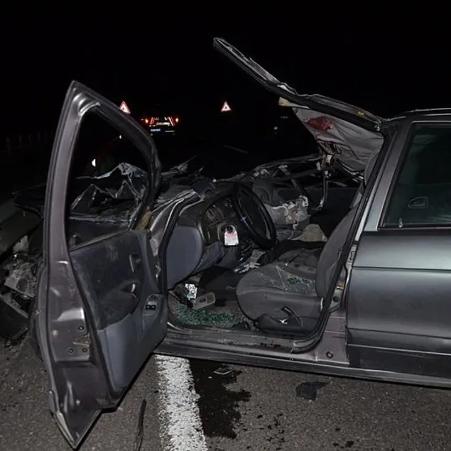 Otomobil TIR’a çarptı: 1 kişi hayatını kaybetti