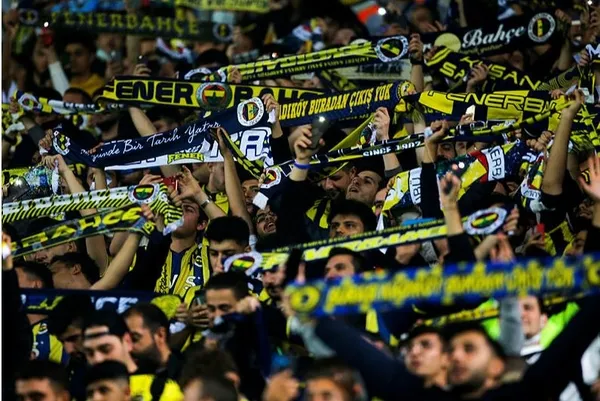 son-dakika-fenerbahce-dinamo-kiev-macindaki-olaylar-hakkinda-aciklama-yayinladi-uefaya-beyanname-verildi-1659183518861.jpg Son dakika: Fenerbahçe Dinamo Kiev maçındaki olaylar hakkında açıklama yayınladı! UEFA'ya beyanname verildi-2