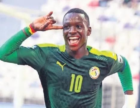 Süper yıldızların arasında