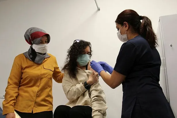 Son dakika: Çin aşısı gönüllü vatandaşlar üzerinde de uygulanmaya başlandı! İşte ilk görüntüler-2