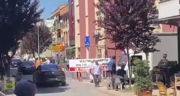 Kemal Kılıçdaroğlu'na Düzce'de iki salvo: "Burası Kandil değil yanlış gelmişsin" "Kaçmak nedir en iyi sen bilirsin"-1