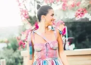 Buse Terim kombiniyle göz kamaştırdı