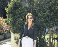 Oyuncu Pelin Karahan lüks terlikleriyle şov yaptı: Fiyatı dudak uçuklattı!