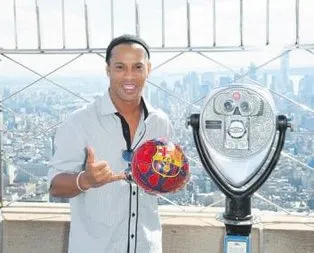 Ronaldinho bu kez futbolu bırakıyor