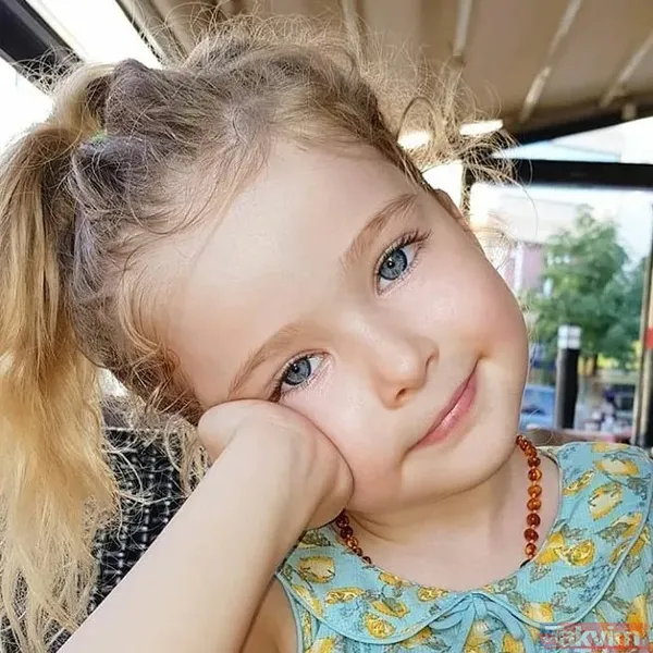 Kutu Bebek Ebrar Demirbilek’ten yeni pozlar! Son hali Afra Saraçoğlu’na benzetildi: Ne ara bu kadar büyüdün! - 6