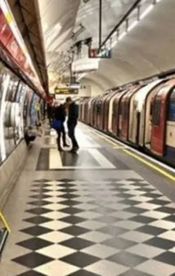 Londra metrosunda alarm!
