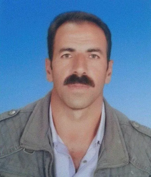 diyarbakirda-muhtar-yilmaz-kaya-basindan-vurulmus-halde-olu-bulundu-1701685511124.jpeg Diyarbakır'da muhtar Yılmaz Kaya başından vurulmuş halde ölü bulundu-1