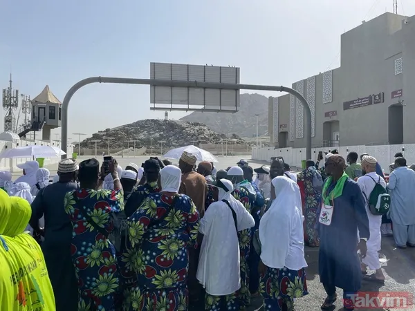 Hacı adaylarının kutsal yolculuğu başladı! Vakfe öncesi Arafat'a ziyaret - 11