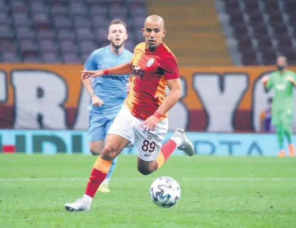 Feghouli yeni yerinden çok memnun!