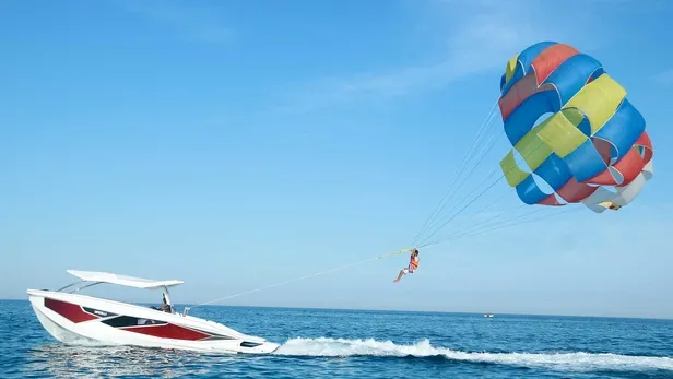 1627217489787.jpg Antalya'da tatilcilerin vazgeçilmezi oldu! 15 dakikası 600 TL! Talep patlaması yaşanıyor...-3