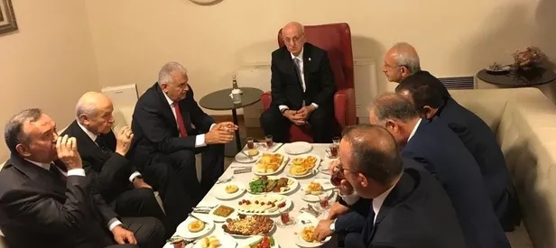 Liderler Meclis'te bir araya geldi