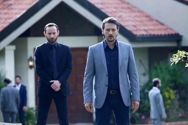 Kimse Bilmez 4. yeni bölüm fragmanı: Oğluna karşı oğlumu istedi! Kimse Bilmez 3. son bölüm full tek parça izle!-4