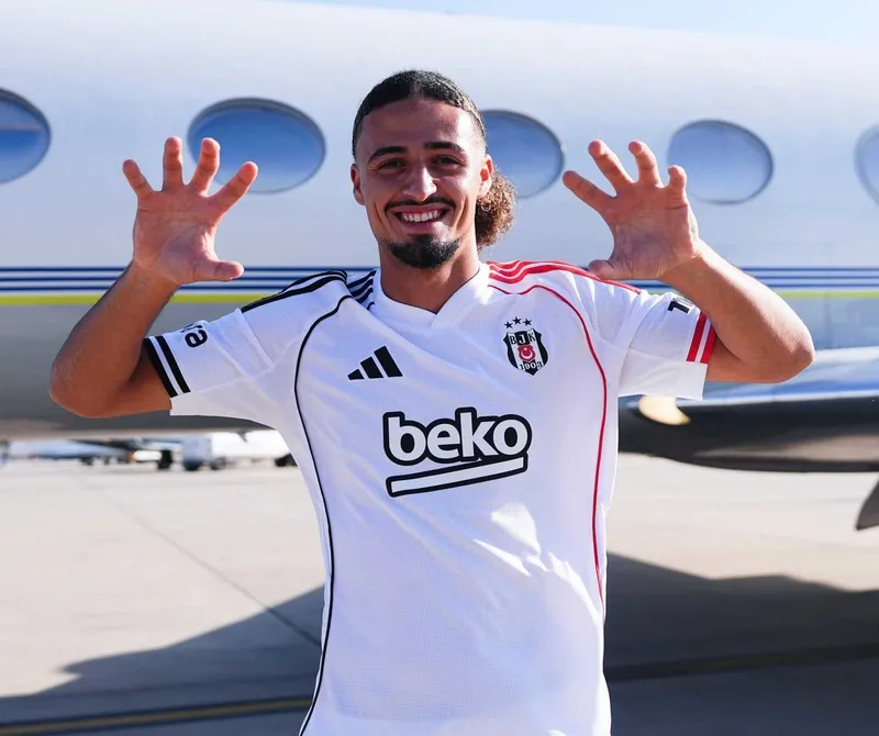 besiktas-duyurdu-taylan-bulut-antalyaspor-macinda-yok-1775746148174.jpg Beşiktaş duyurdu! Taylan Bulut Antalyaspor maçında yok-3