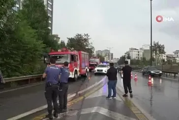 Kartal'da İSKİ'ye ait zift yüklü kamyon yan yattı