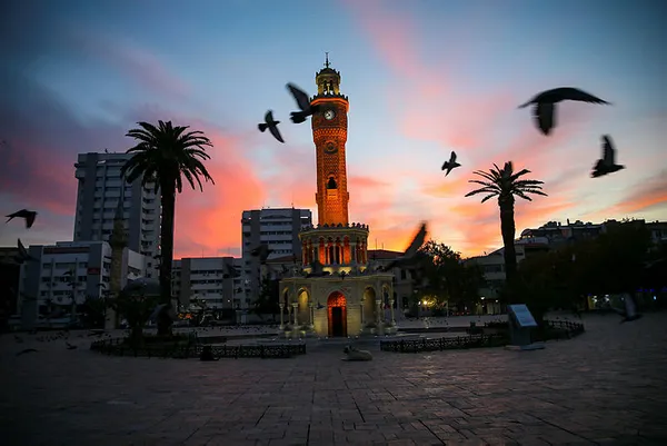 son-dakika-sokaga-cikma-kisitlamasi-basladi-saat-kaca-kadar-surecek-hangi-isletmeler-acik-olacak-iste-tum-ayritinlar-1606664153658.jpg Son dakika: Sokağa çıkma kısıtlaması başladı! Saat kaça kadar sürecek? Hangi işletmeler açık olacak? İşte tüm ayrıntınlar-9