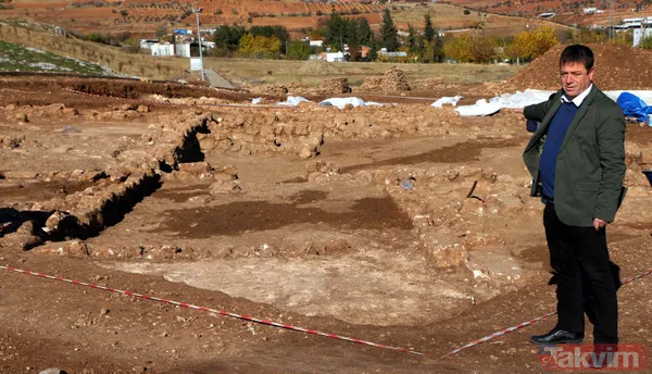 24 Mayıs'tan bu yana sürüyordu! Adıyaman'daki Pente Antik Kenti'ndeki kazılarda çok önemli bulgulara ulaşıldı - 10