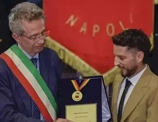 Mertens’e büyük onur