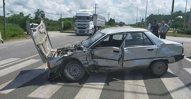Carsamba Da Takla Atan Otomobilden Yarali Olarak Cikarildi Takvim