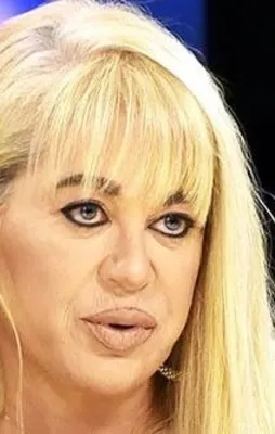 Zerrin Özer hastaneye kaldırıldı!