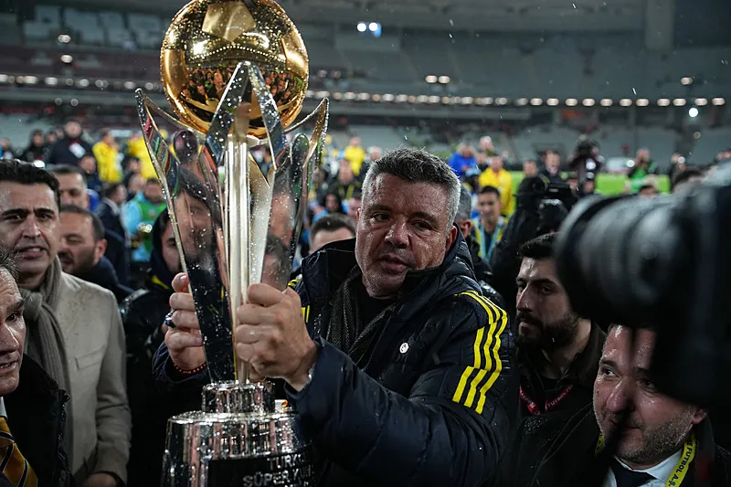 Fenerbahçe'nin Süper Kupa sevinci gölgede kalacak! Transferde mutlu son yakın - 8