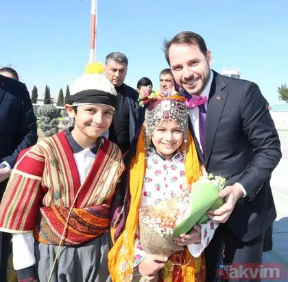 Hazine ve Maliye Bakanı Berat Albayrak’a Gaziantep’te vatandaşlardan yoğun ilgi