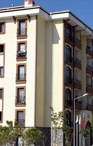 Fahiş ev ve kira fiyatlarına sosyal konut ayarı: "Arz arttıkça balonları ellerinde patlayacak!"