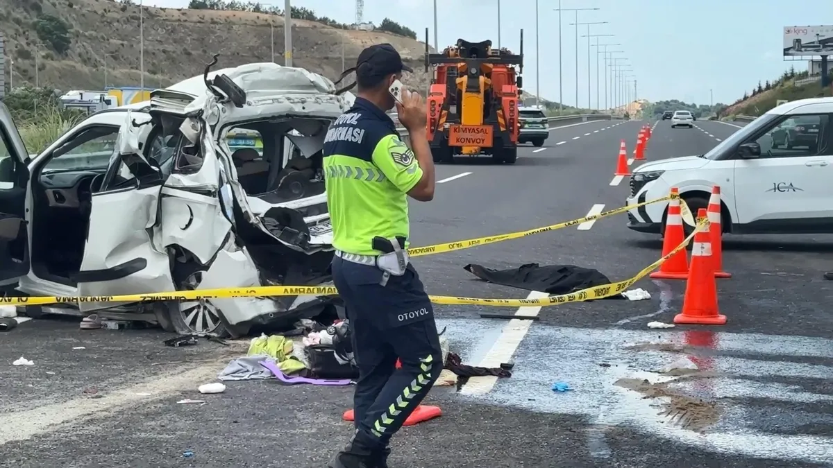 Kuzey Marmara Otoyolu'ndaki kazada 3 kardeş hayatını kaybetti: Kamyon şoförünün ilk ifadesi ortaya çıktı-4