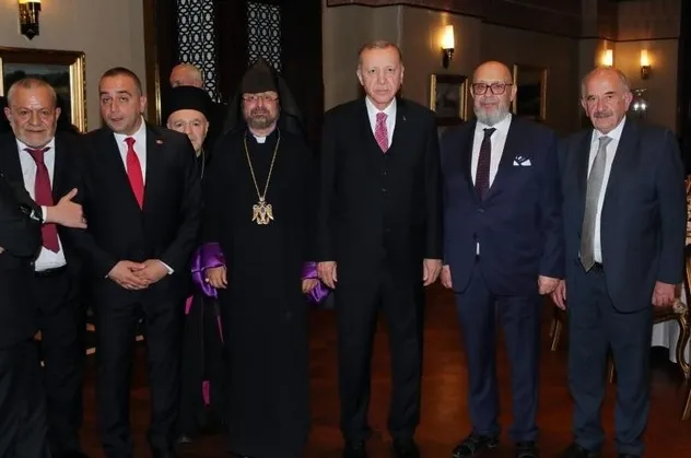 Başkan Erdoğan'ın verdiği iftara katılan azınlık temsilcilerinden övgü dolu sözler: Tam bir halk adamı!
