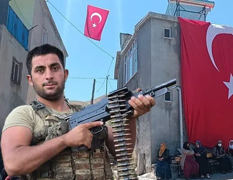 Şehit Celalettin Uyanık’ın Bitlis’teki baba ocağında yas! Son vasiyeti Kur’an-ı Kerim oldu: Şehit olursam bunu paylaş kardeşim