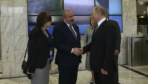 TBMM Başkanı Mustafa Şentop, Rusya Devlet Başkanı Putin ile görüştü |Video