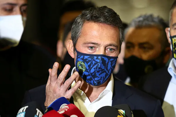 1641984467526.jpg Fenerbahçe'de 4 yılda büyük çöküş! Ali Koç öncesi zirvedeydi şimdi bakın nerede-6