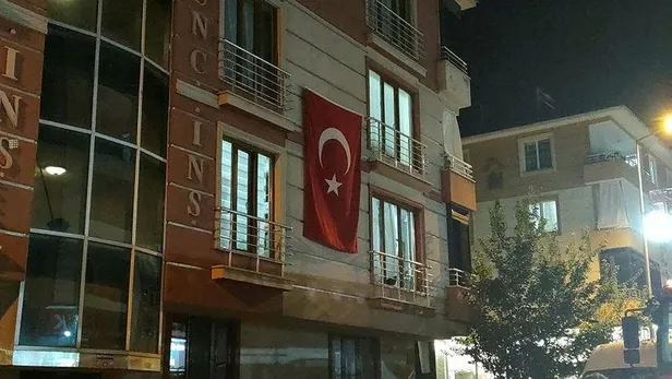 pence-kilit-operasyonu-bolgesinde-teroristlerin-taciz-atisi-sonucu-yaralanan-bir-askerimiz-sehit-oldu-1664656298568.jpeg Pençe-Kilit operasyonu bölgesinde teröristlerin taciz atışı sonucu yaralanan bir askerimiz şehit oldu-4