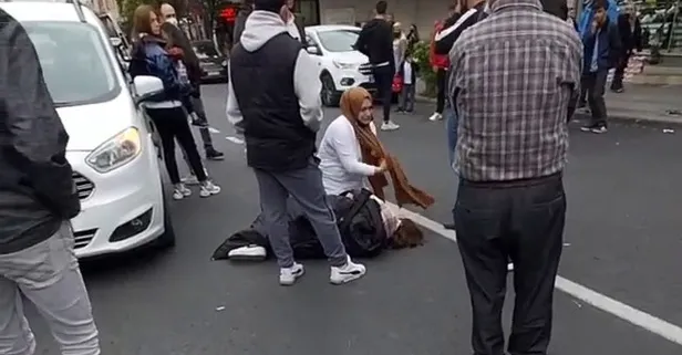 Genç kız evden kaçtı, babası eve götürürken arabadan atladı