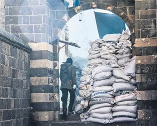 Hendekteki silahlar Batı’dan!