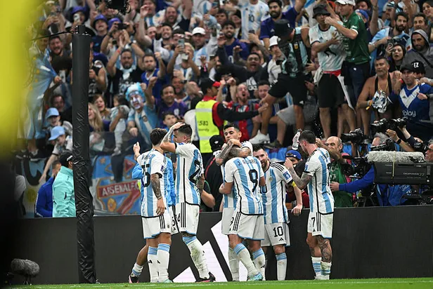 dunya-kupasinda-32-yillik-dejavu-arjantin-ayni-kaderi-mi-yasayacak-1671025413991.jpg Dünya Kupası’nda 32 yıllık dejavu: Arjantin aynı kaderi mi yaşayacak?-7