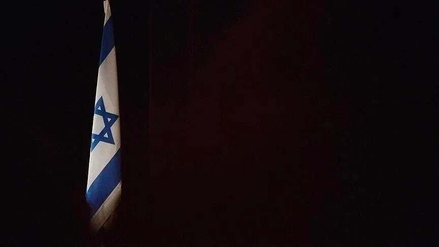 israil-baglantili-dolandiricilik-sebekesine-operasyon-175-gozalti-15-milyarlik-servete-el-konuldu-1789725289026.jpeg İsrail bağlantılı dolandırıcılık şebekesine operasyon: Maske hayatlardan yalan makinesine! Enselenenlerin listesi Takvim’de-9
