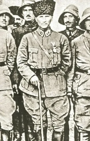 Türk'ün "Şanlı Zaferi" 30 Ağustos'un 100. yıl dönümü! Atatürk 'Büyük Zafer'den 2 yıl sonra o anları anlatmıştı...