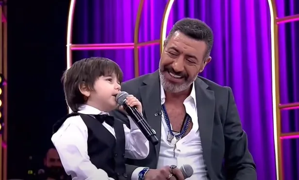 12 Mart Şarkılar Bizi Söyler bu akşam hangi isimler konuk olarak katılacak? Şarkılar Bizi Söyler konukları kimler? 📺-4