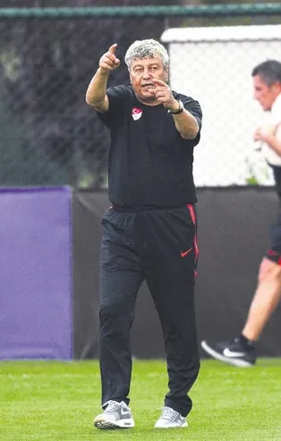 Luce kadroyu bozmadı