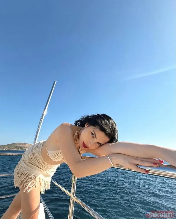 Merve Boluğur'dan teknede dergi çekimlerini aratmayan pozlar: D vitamini yaramış... - 8