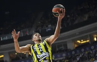 Trabzonspor Fenerbahçe Beko’yu konuk ediyor