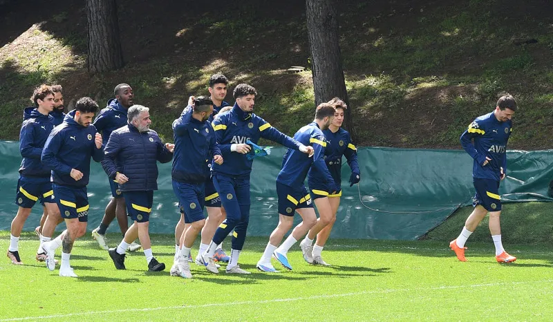 Fenerbahçe'de ayrılık! Ülkesine geri dönüyor - 1