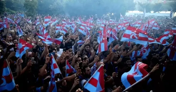 trabzonspor-sampiyonluk-kutlamasi-ne-zaman-saat-kacta-8-mayis-istanbulda-trafige-kapali-yollar-hangileri-1652013883114.jpeg TRABZONSPOR şampiyonluk kutlaması ne zaman, saat kaçta? 8 Mayıs İstanbul'da trafiğe kapalı yollar hangileri?-3