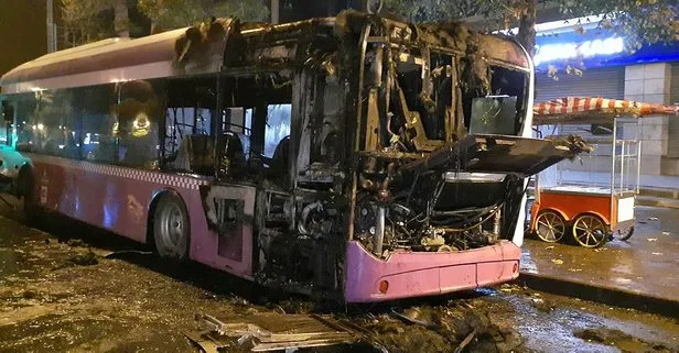İstanbul'da park halindeki halk otobüsü yandı