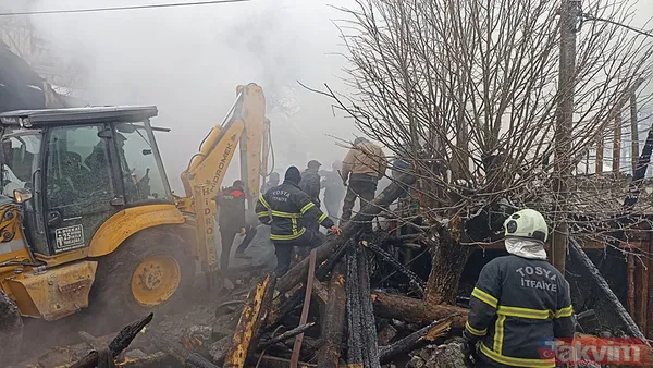 Kastamonu'da ev yangını! Bir kişi yaralandı: Kayıp baba ve engelli oğlunun cansız bedenine ulaşıldı - 11