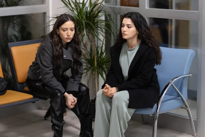 safir-18-bolum-nefes-kesecek-yaman-ve-ates-karsi-karsiya-1703856762480.jpg Safir 18. bölüm nefes kesecek: Yaman ve Ateş karşı karşıya!-3