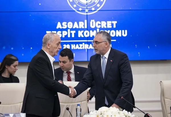 Son dakika: 2023 Asgari Ücreti belli oldu! %34 artışı Bakan Vedat Işıkhan duyurdu: Net 11 bin 402 lira! Kalem kalem hesaplama...-9