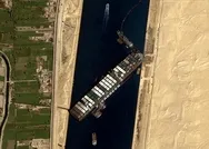 Süveyşi tıkayan gemiyle ilgili tazminat krizi! The Ever Givenin sahibi resmen talep etti